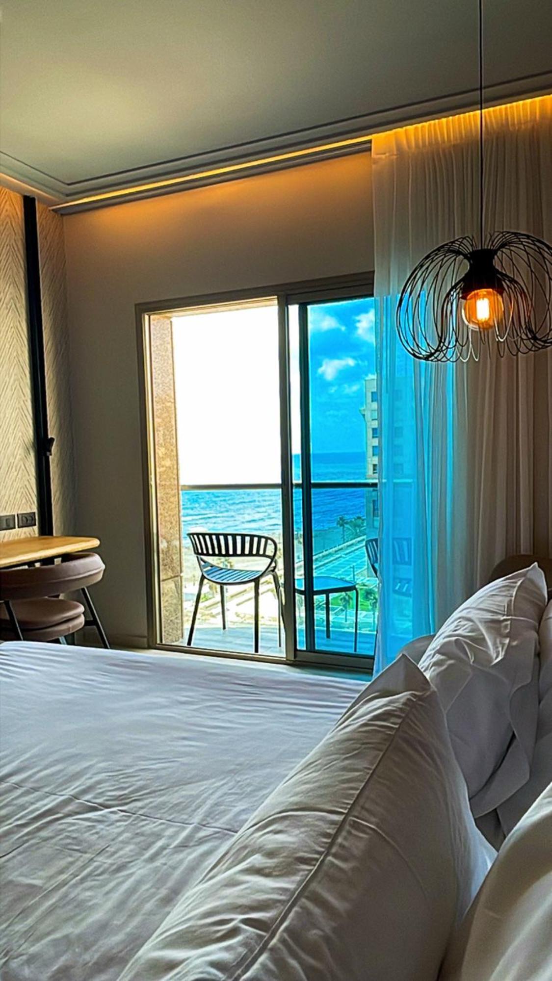 Suite On The Beach 하이파 외부 사진