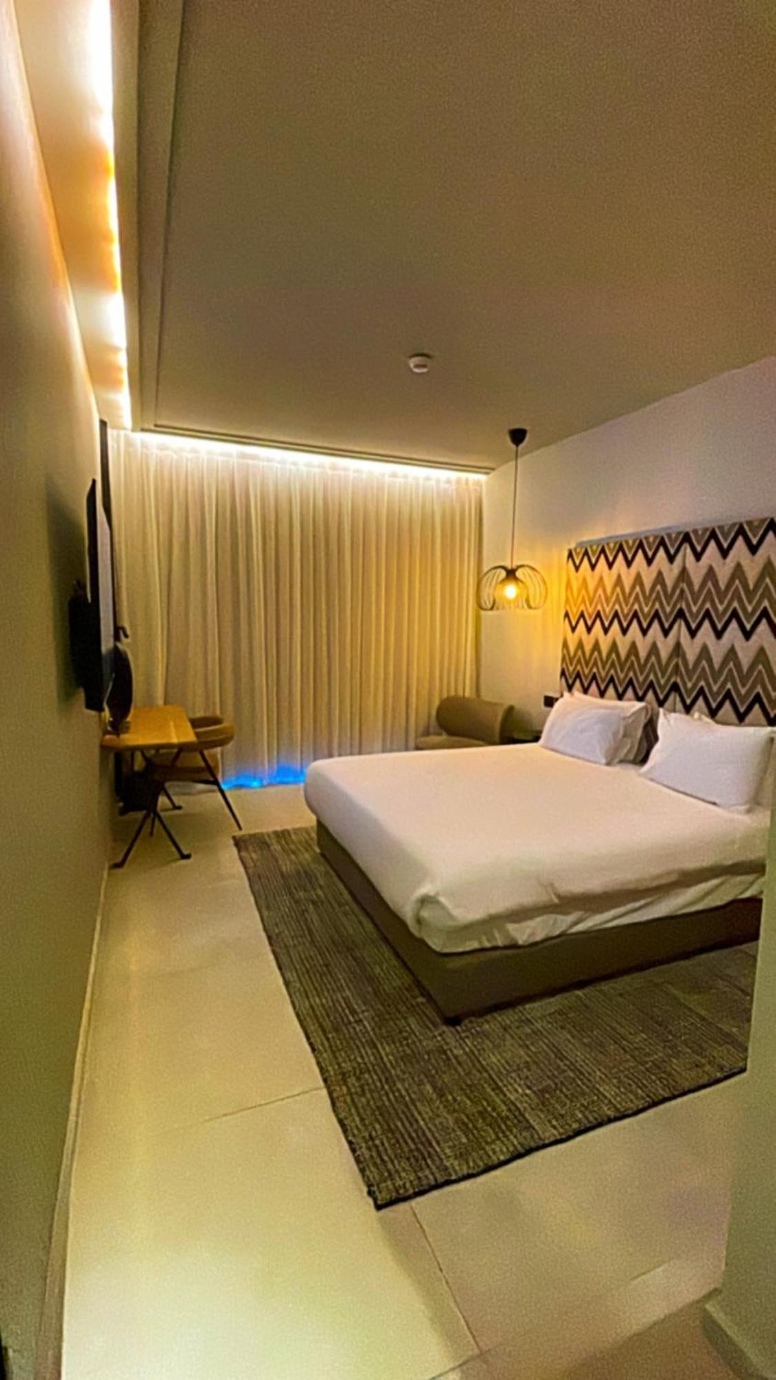 Suite On The Beach 하이파 외부 사진