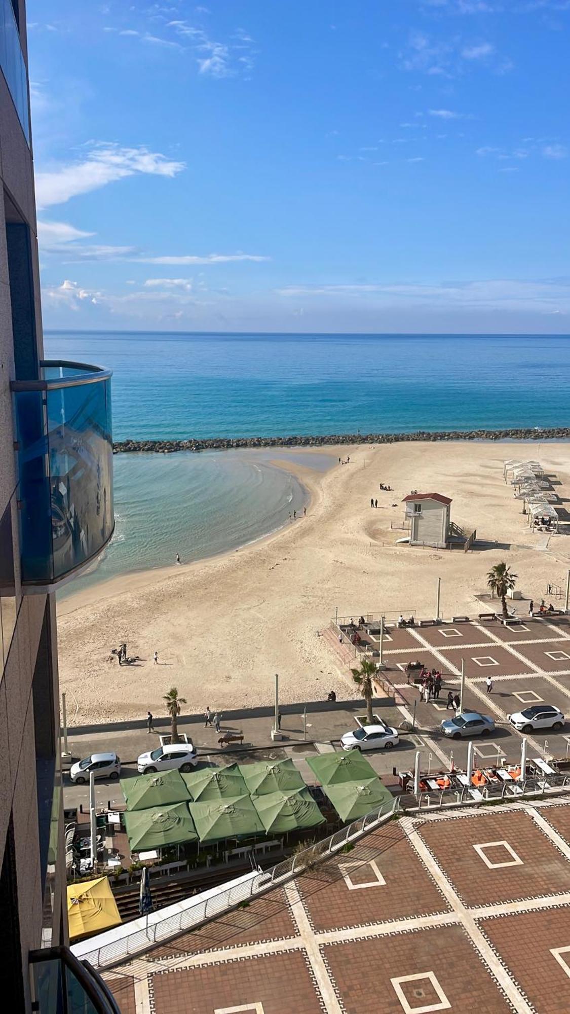 Suite On The Beach 하이파 외부 사진
